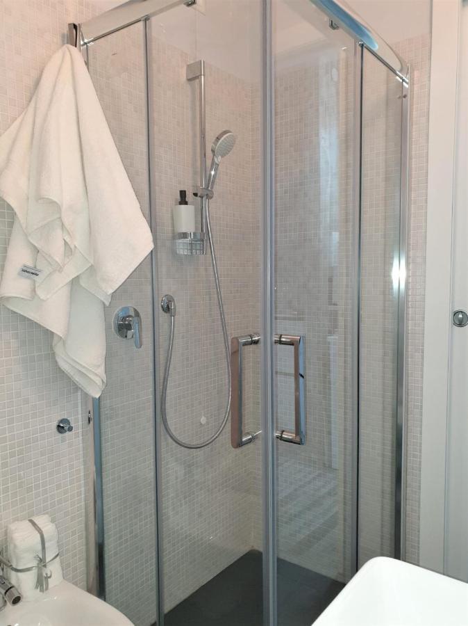 Azur Apartment Sirmione Ngoại thất bức ảnh